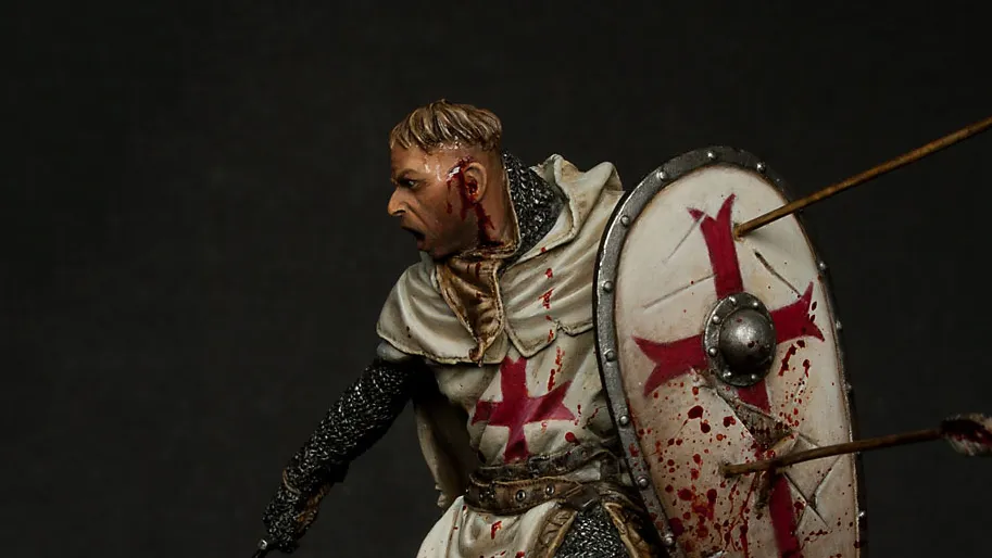 Close-up of Templar Knight by Pegaso showing a bloody gash on the temple - technical tutorial by Minichix Studio.