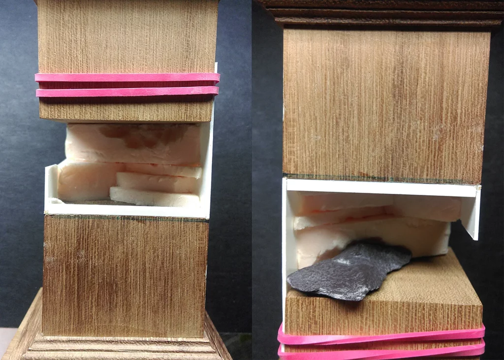 Using second plinth to create height for the base - step-by-step miniature painting tutorial by Minichix Studio.