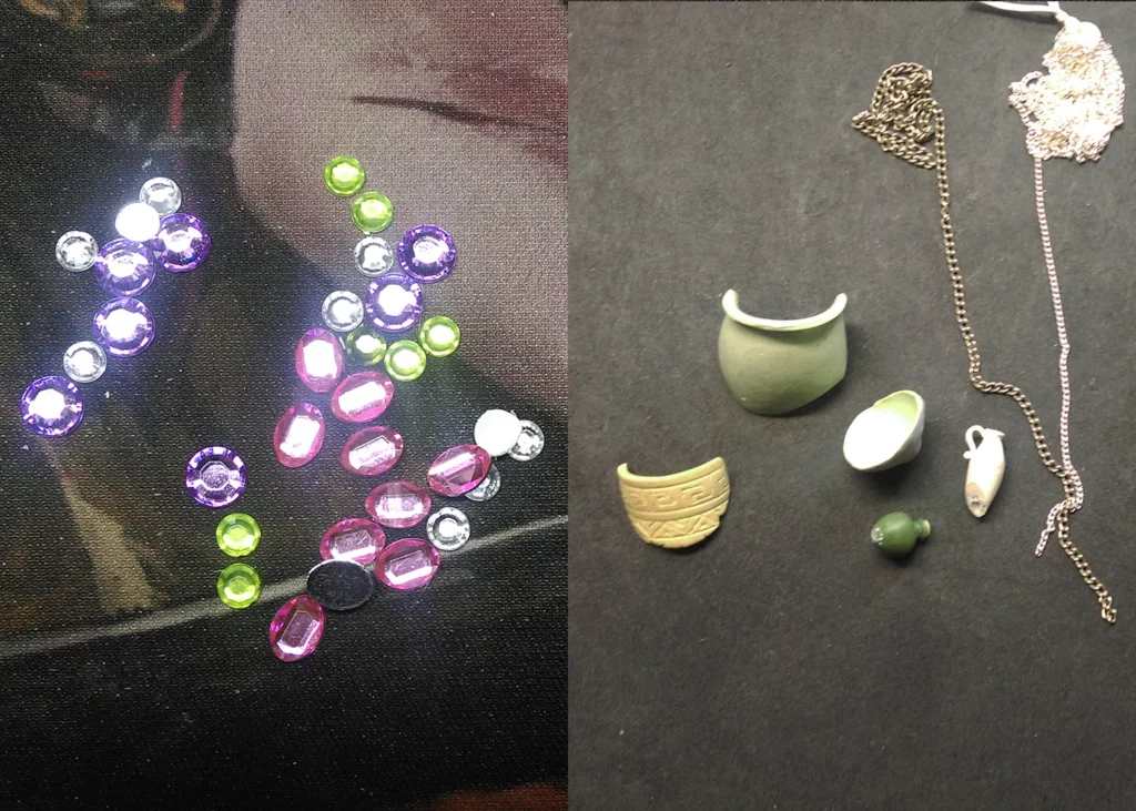Photo showing types of treasure and containers for pirate base - step-by-step miniature painting tutorial by Minichix Studio.
