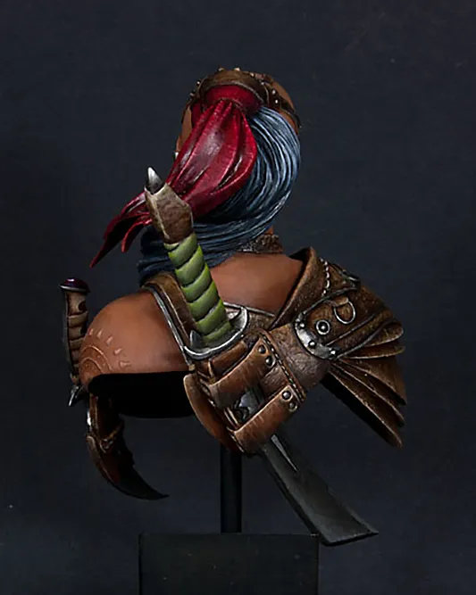 Back view of the Grinder bust with finished fabric texture - miniature painting texture tutorial by Minichix Studio